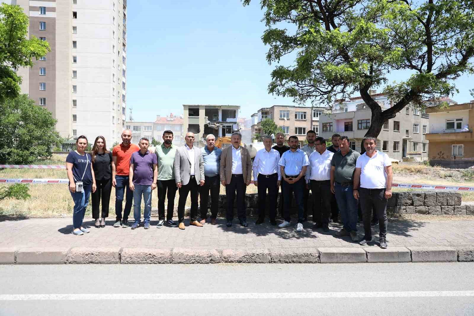 Aydınlıkevler’de kentsel dönüşüm başlıyor
