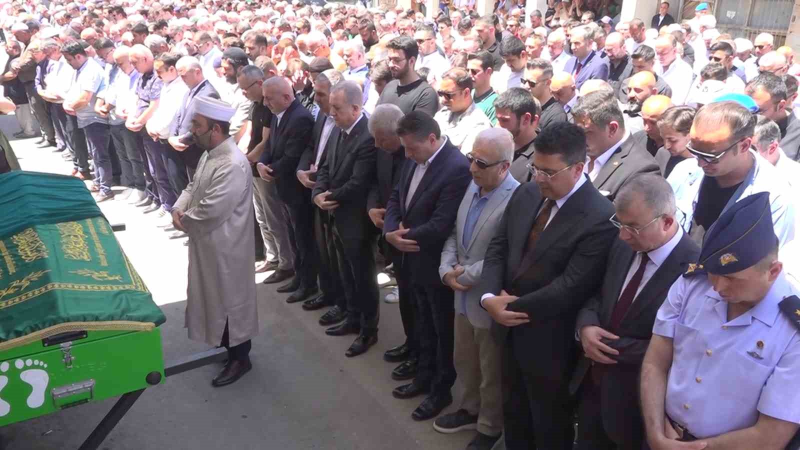 Eski Amasya Belediye Başkanı Mehmet Sarı’nın evlat acısı
