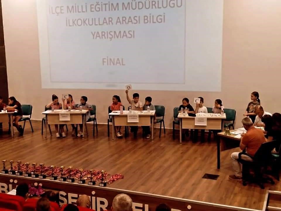 Bilgi yarışmasında birinciliği paylaştılar
