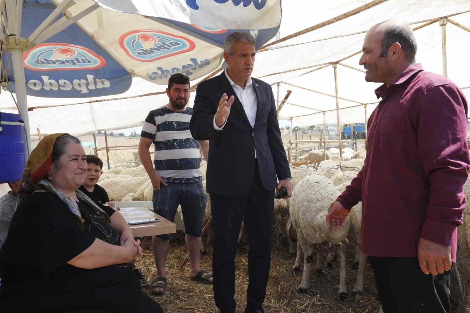 Çukurova’da kurban satış alanları denetleniyor
