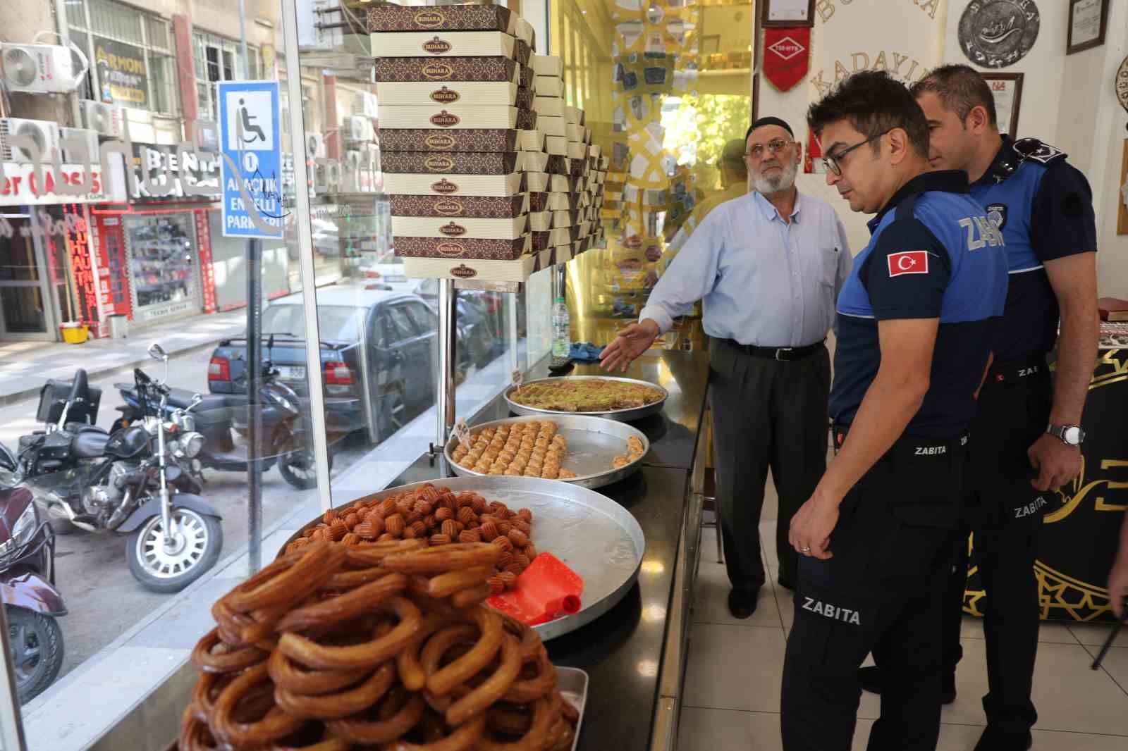 Elazığ zabıtasından bayram öncesi sıkı denetim
