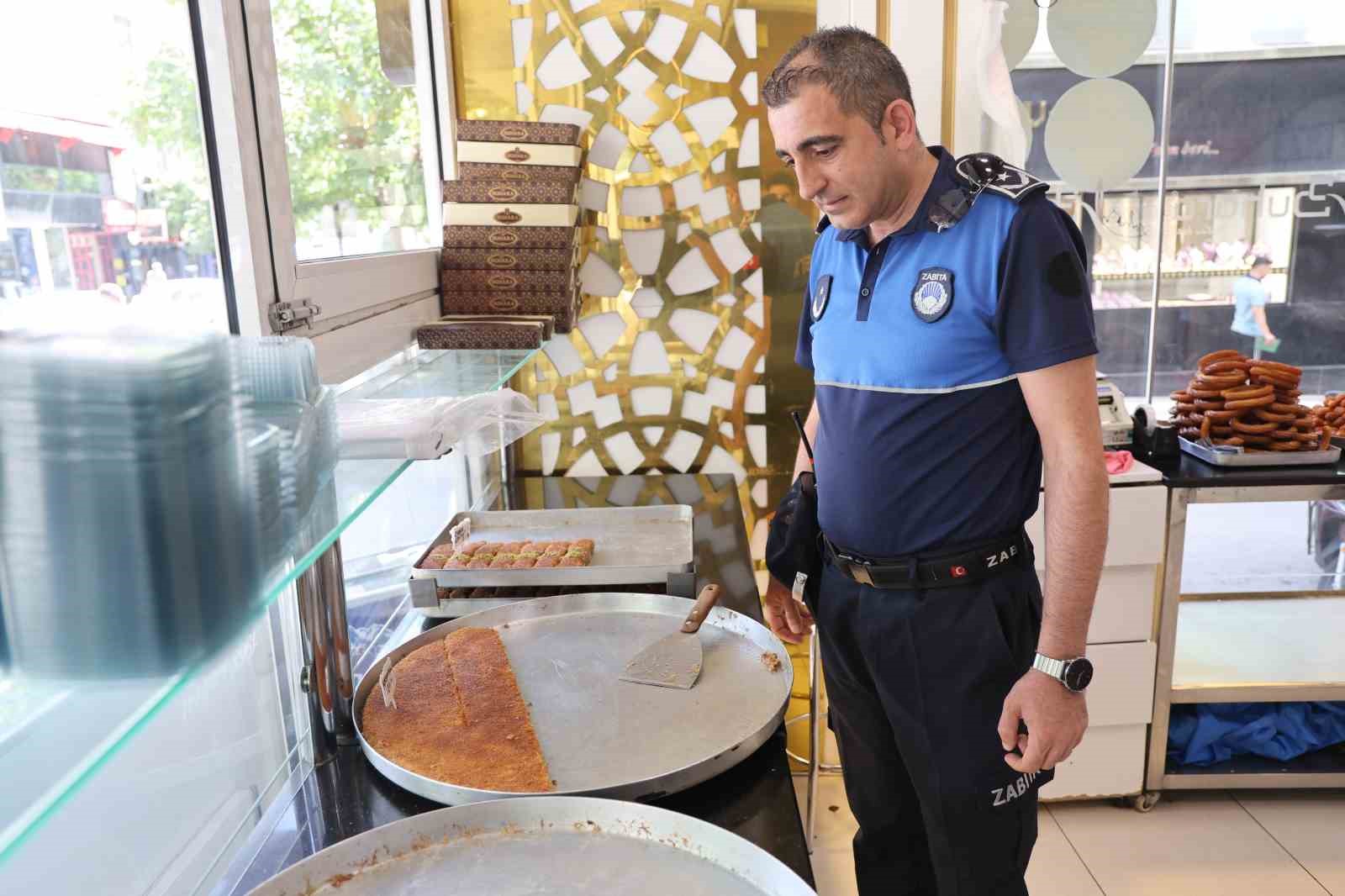 Elazığ zabıtasından bayram öncesi sıkı denetim
