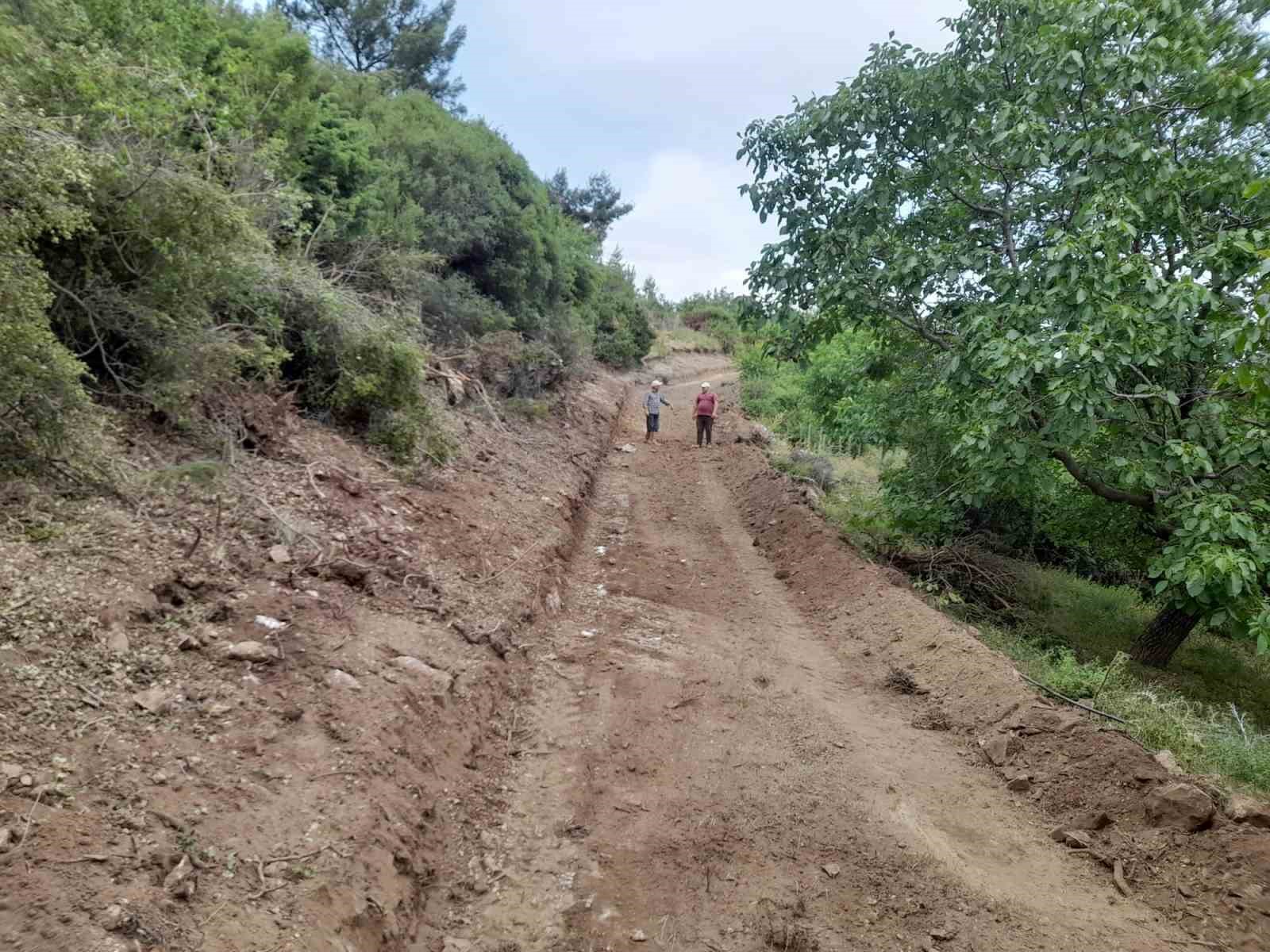 Efeler Belediyesi vatandaş taleplerini yerine getiriyor
