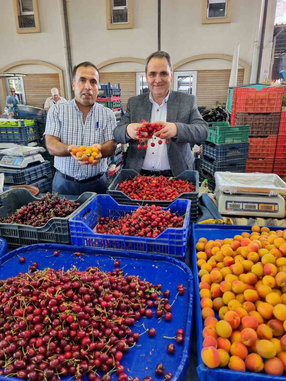 Salihli Çarşamba Pazarı 4 gün açık kalacak
