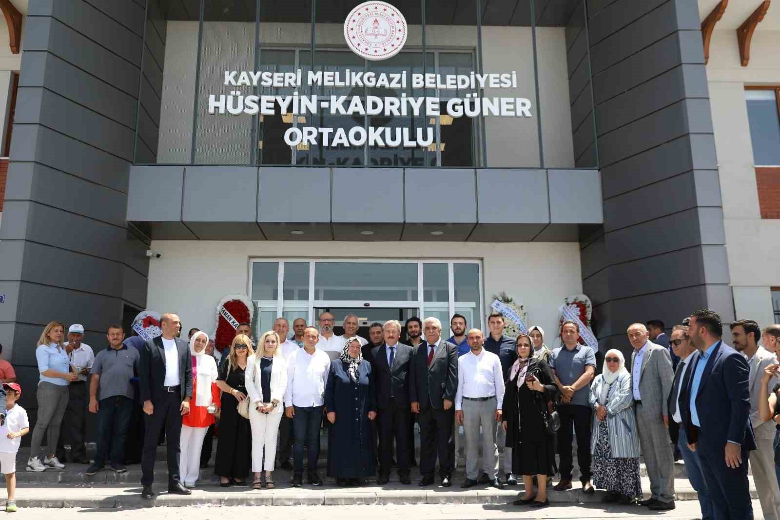 Hüseyin-Kadriye Güner Ortaokulu açıldı
