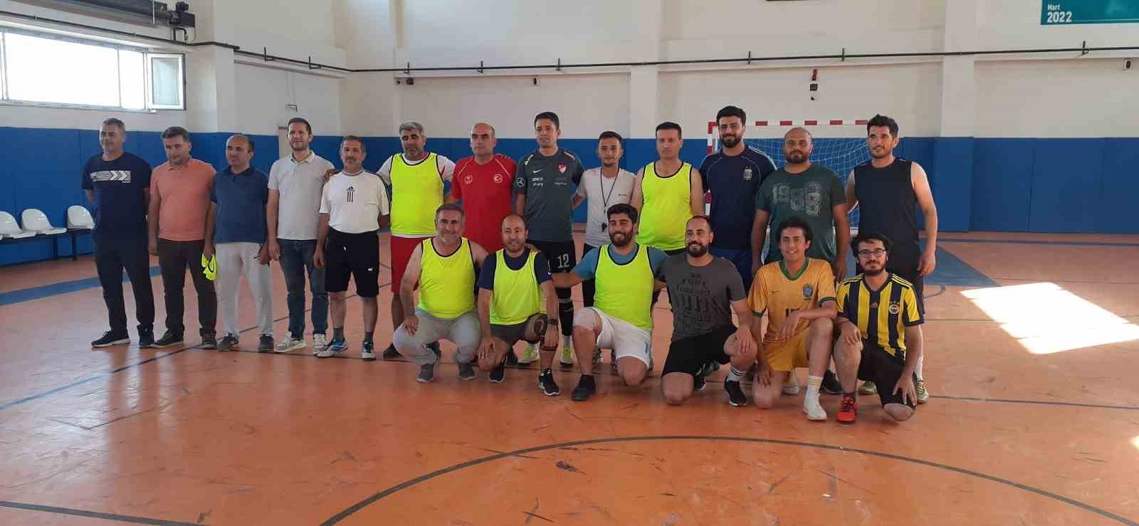 Samsat’ta futbol turnuvası yapıldı
