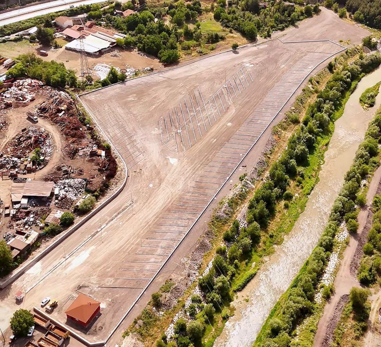 Karabük’te Tır ve kamyonların mahalle aralarına park etmeleri yasaklanıyor
