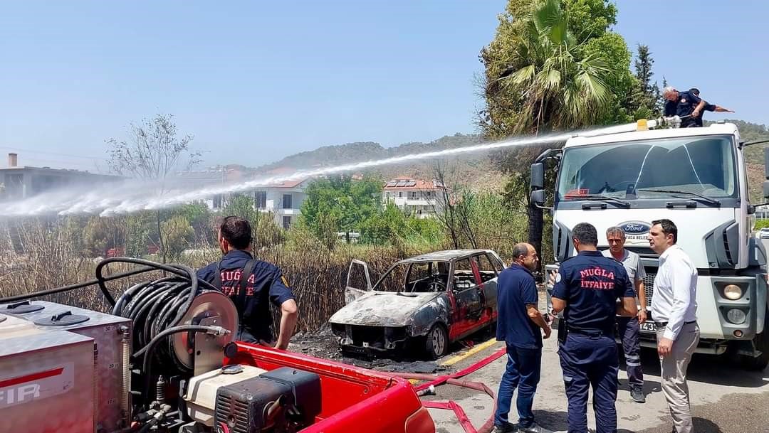 Ortaca’da araç yangını
