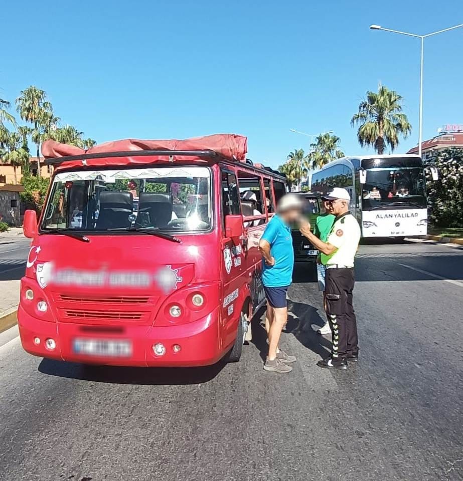 Alanya ve Manavgat’ta safari araçları denetlendi
