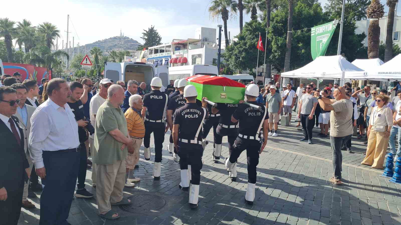 Muğla eski milletvekili Gökbel, son yolculuğuna uğurlandı
