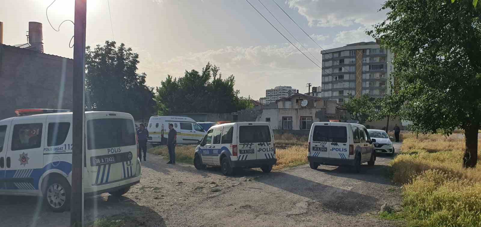 Kayseri silahlı ve bıçaklı dehşet: 2 yaralı
