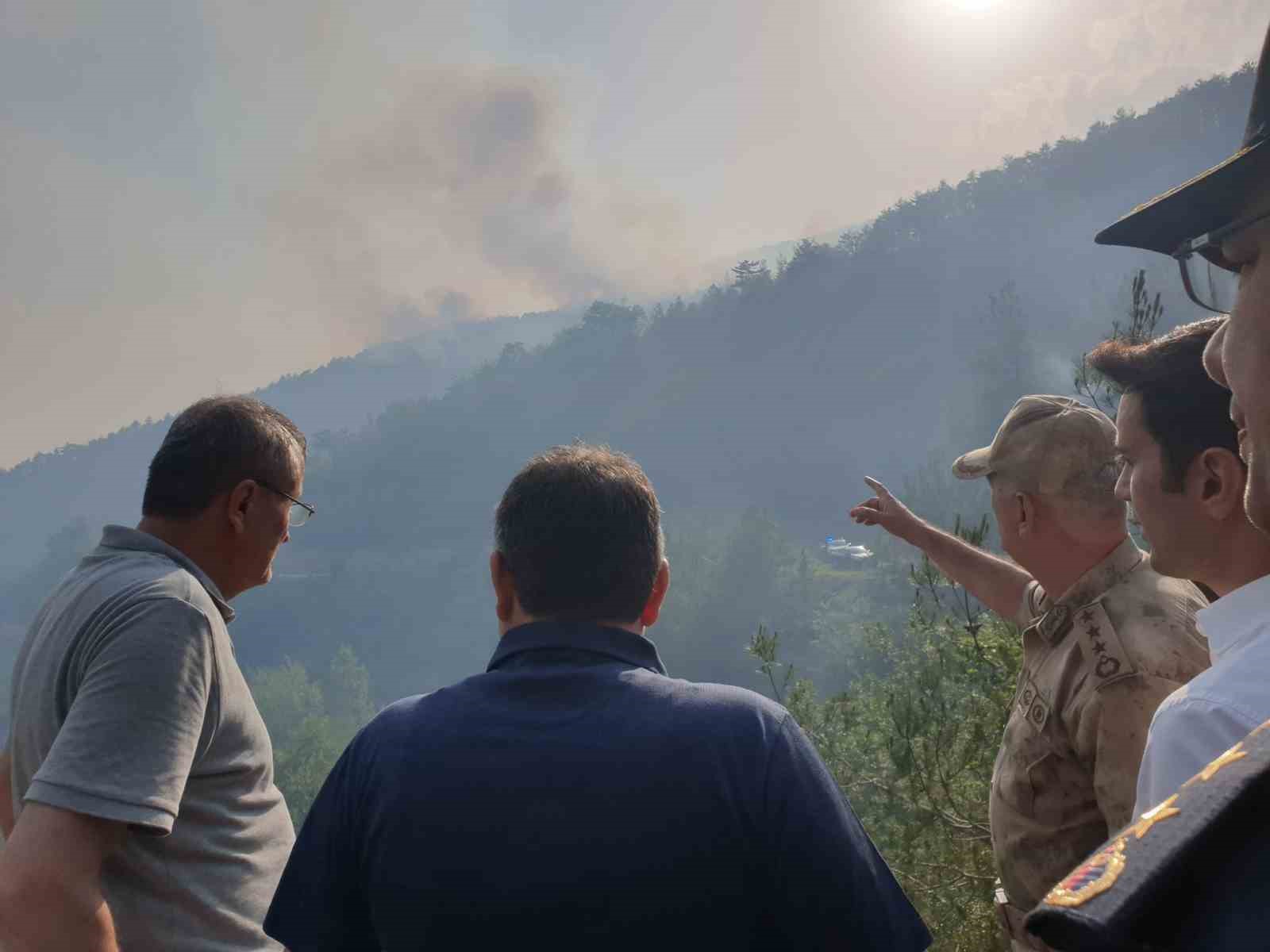 Sinop’taki orman yangını devam ediyor
