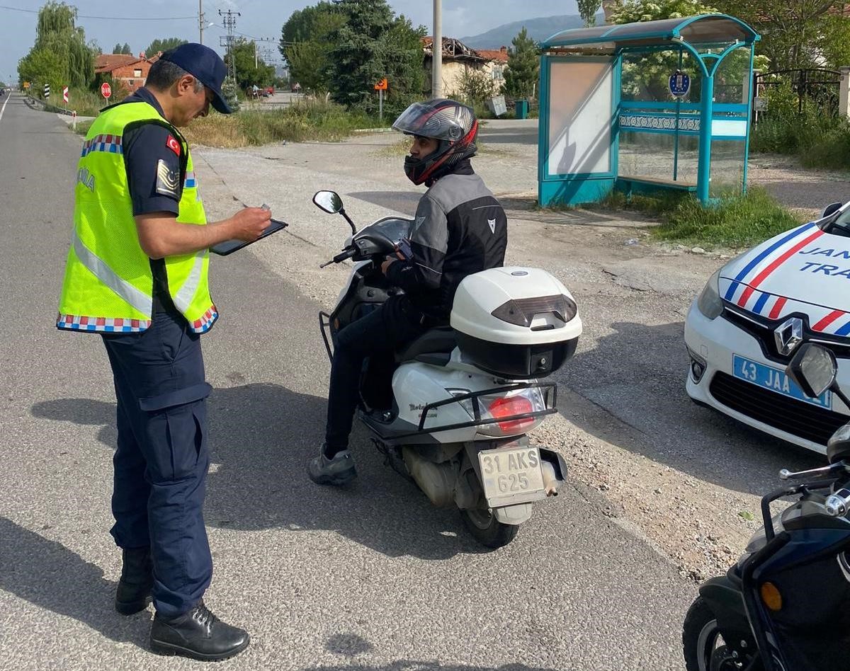 Kütahya’da bayramı öncesi trafik denetimleri
