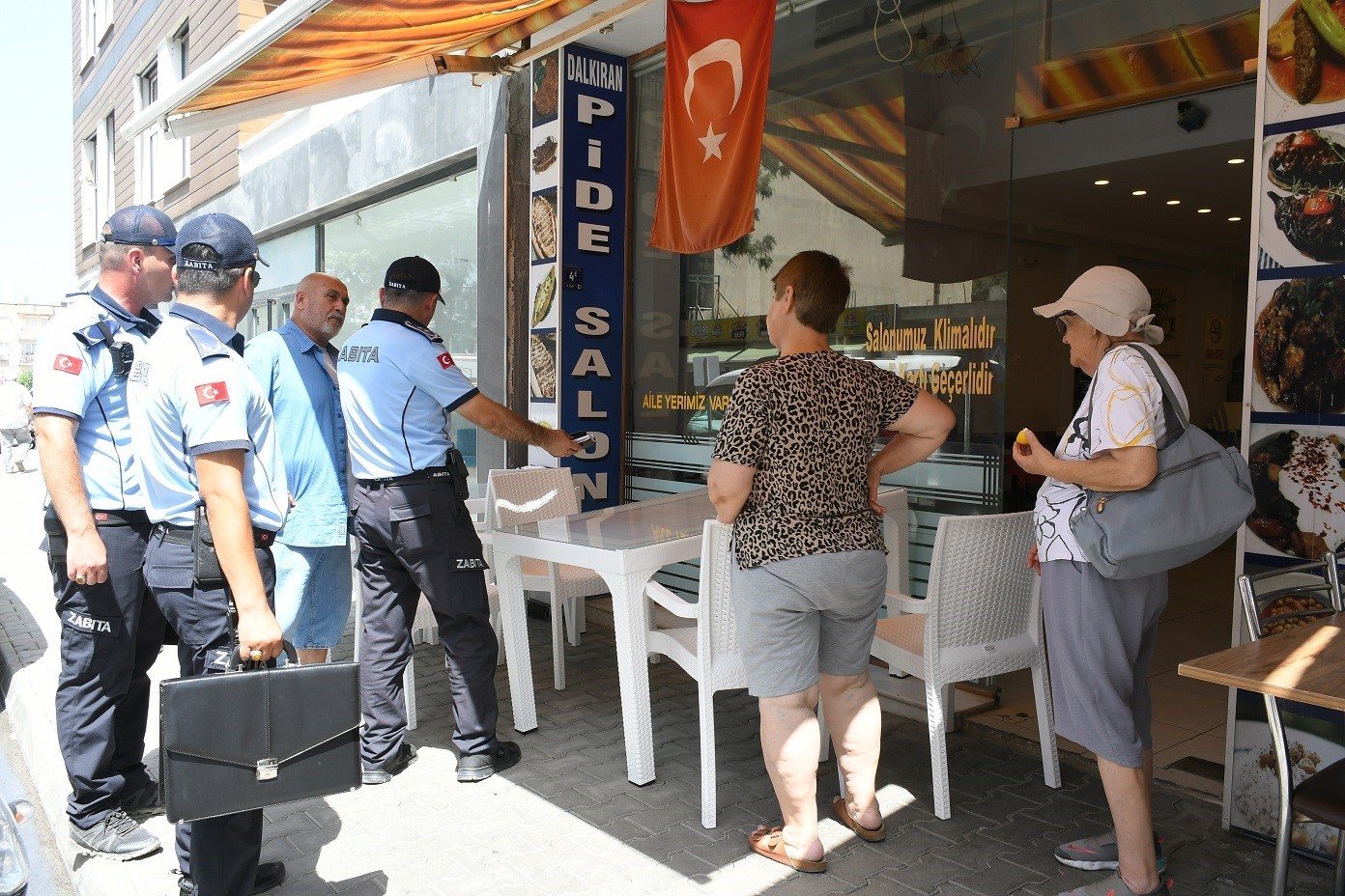 Kuşadası Belediyesi sıfır işgaliyede kararlı
