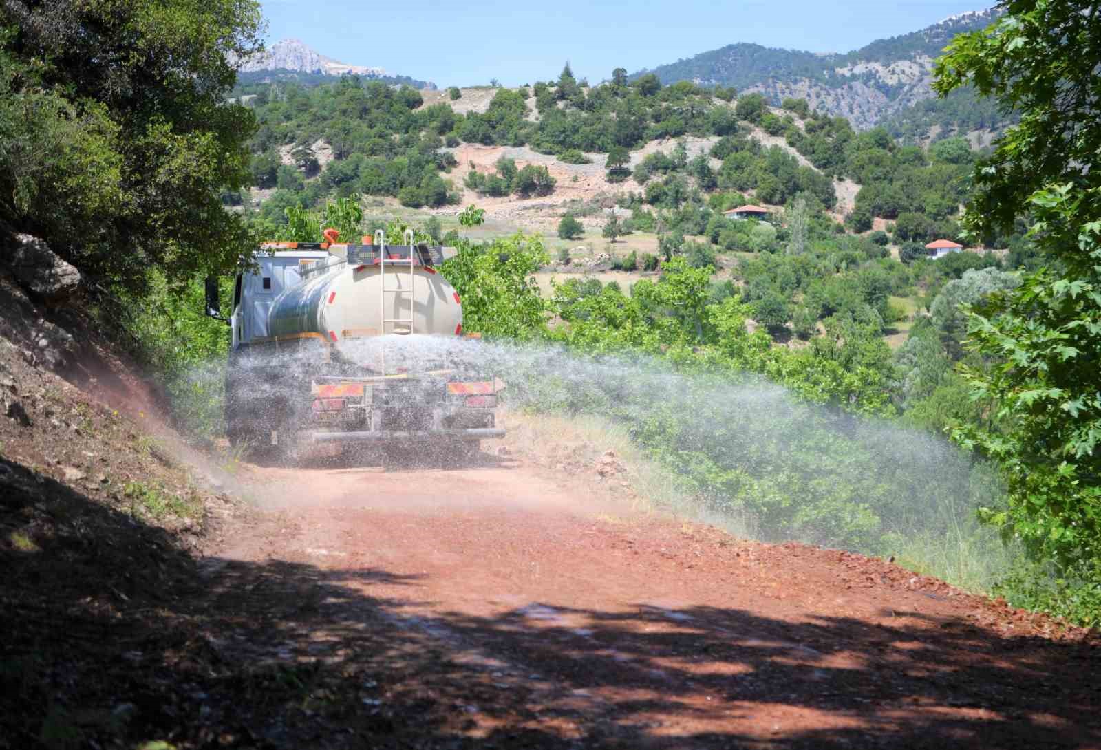 Konyaaltı’nda yayla yolları bayrama hazır
