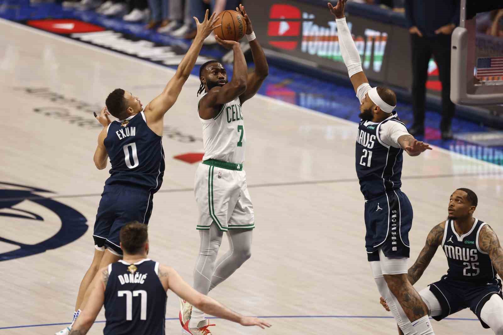 Boston Celtics, NBA final serisinde durumu 3-0 yaptı
