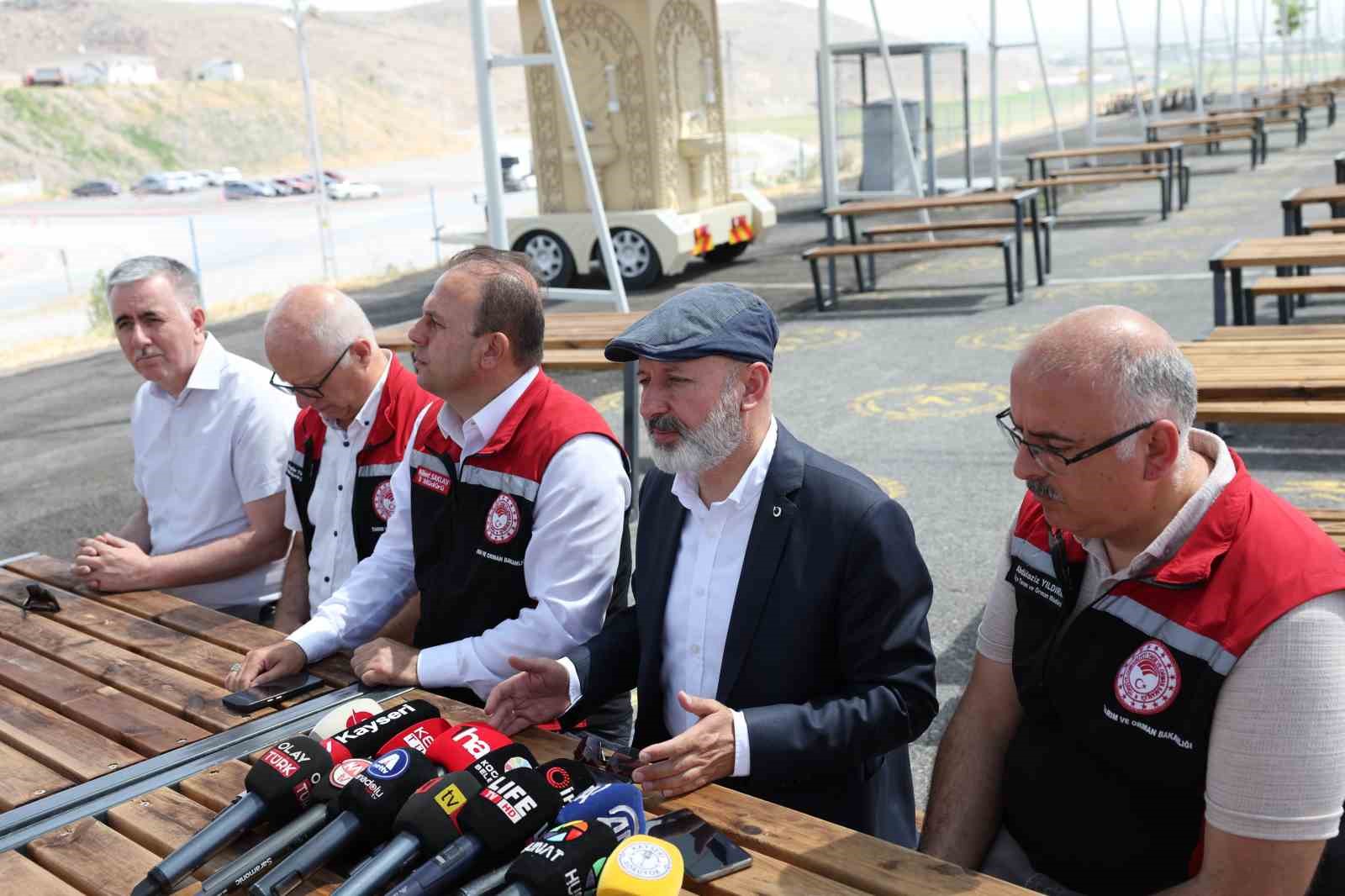 Kayseri’de tek, Türkiye’ye ise örnek olan profesyonel kurban hizmeti bayrama hazır
