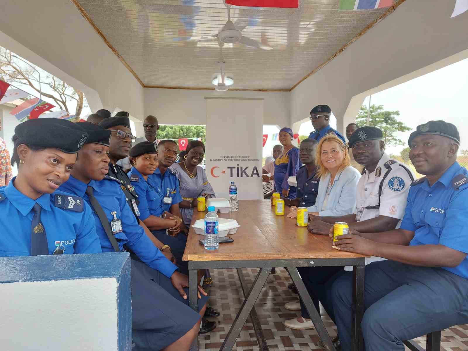 TİKA, Banjul Uluslararası Havaalanı polis birimini yeniledi
