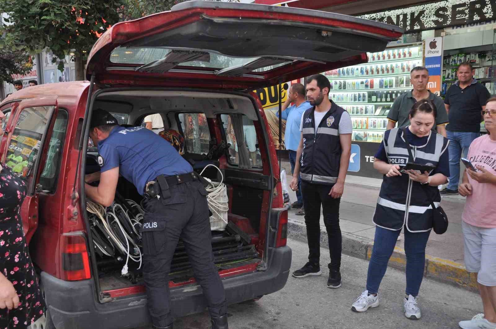 Polisin “Şok” uygulamasında lüks cipte uyuşturucu ele geçirildi
