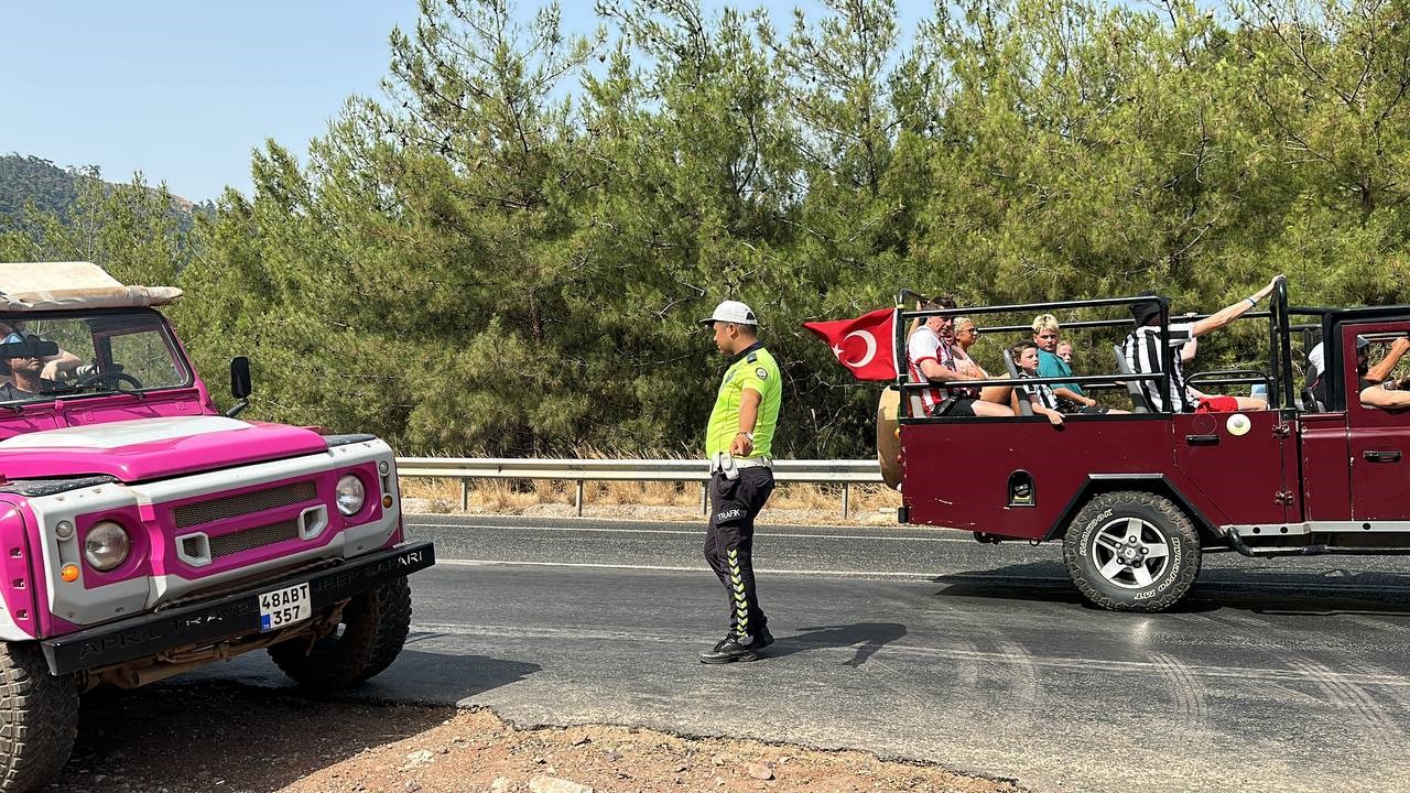 Marmaris’te Jeep safari turlarına sıkı denetim
