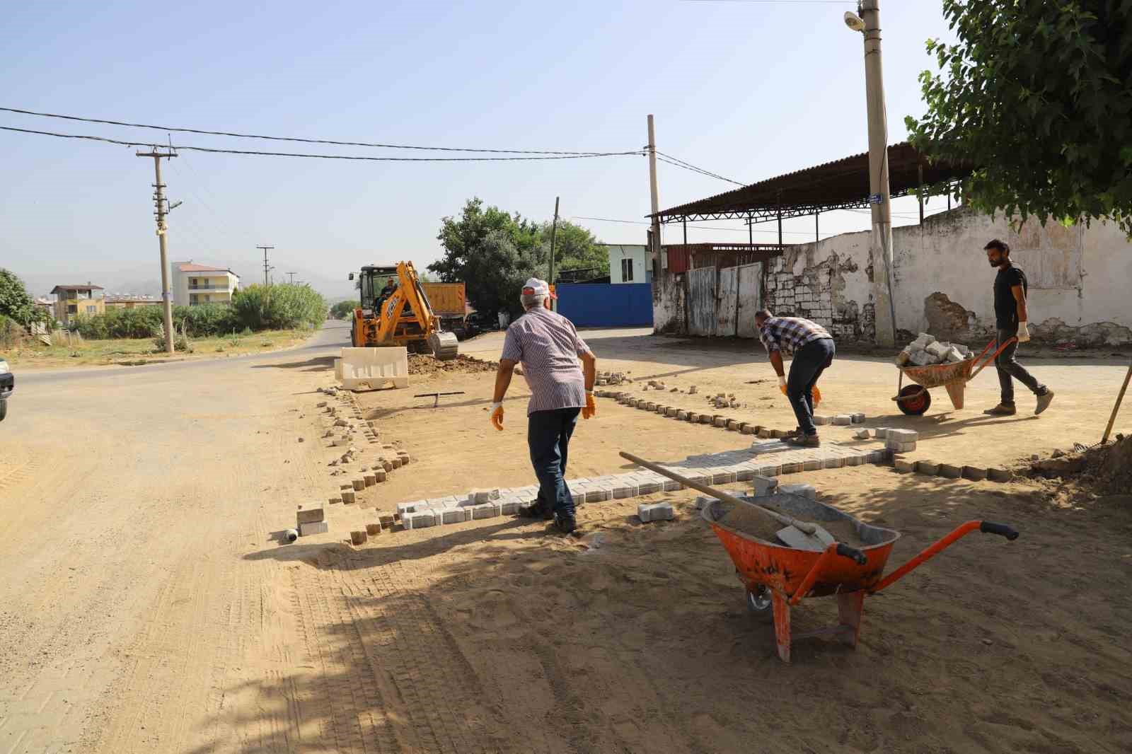 Nazilli Belediyesi’nden Sümer’de yol çalışması gerçekleştiriyor
