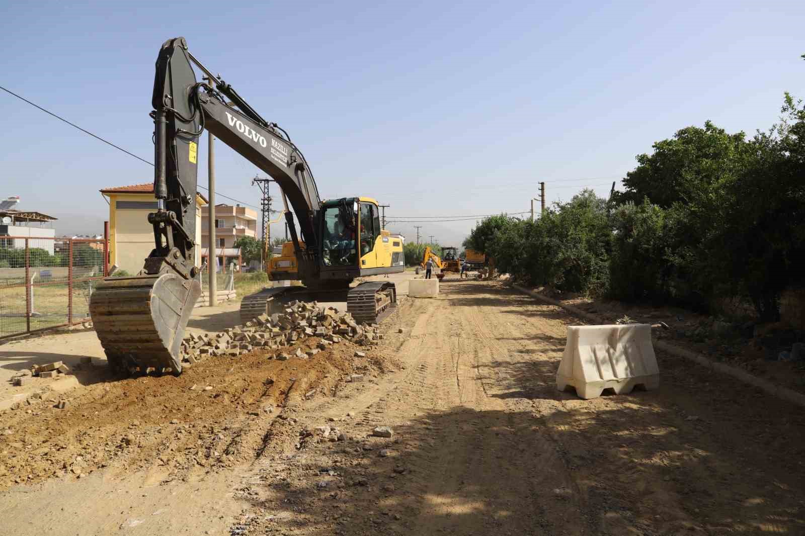 Nazilli Belediyesi’nden Sümer’de yol çalışması gerçekleştiriyor
