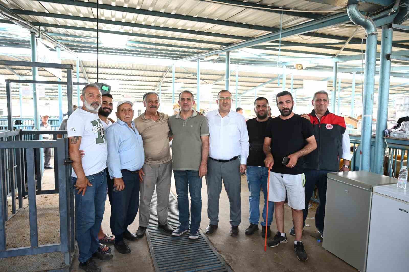 Belgesiz kurbanlıkların kente girişine izin verilmiyor
