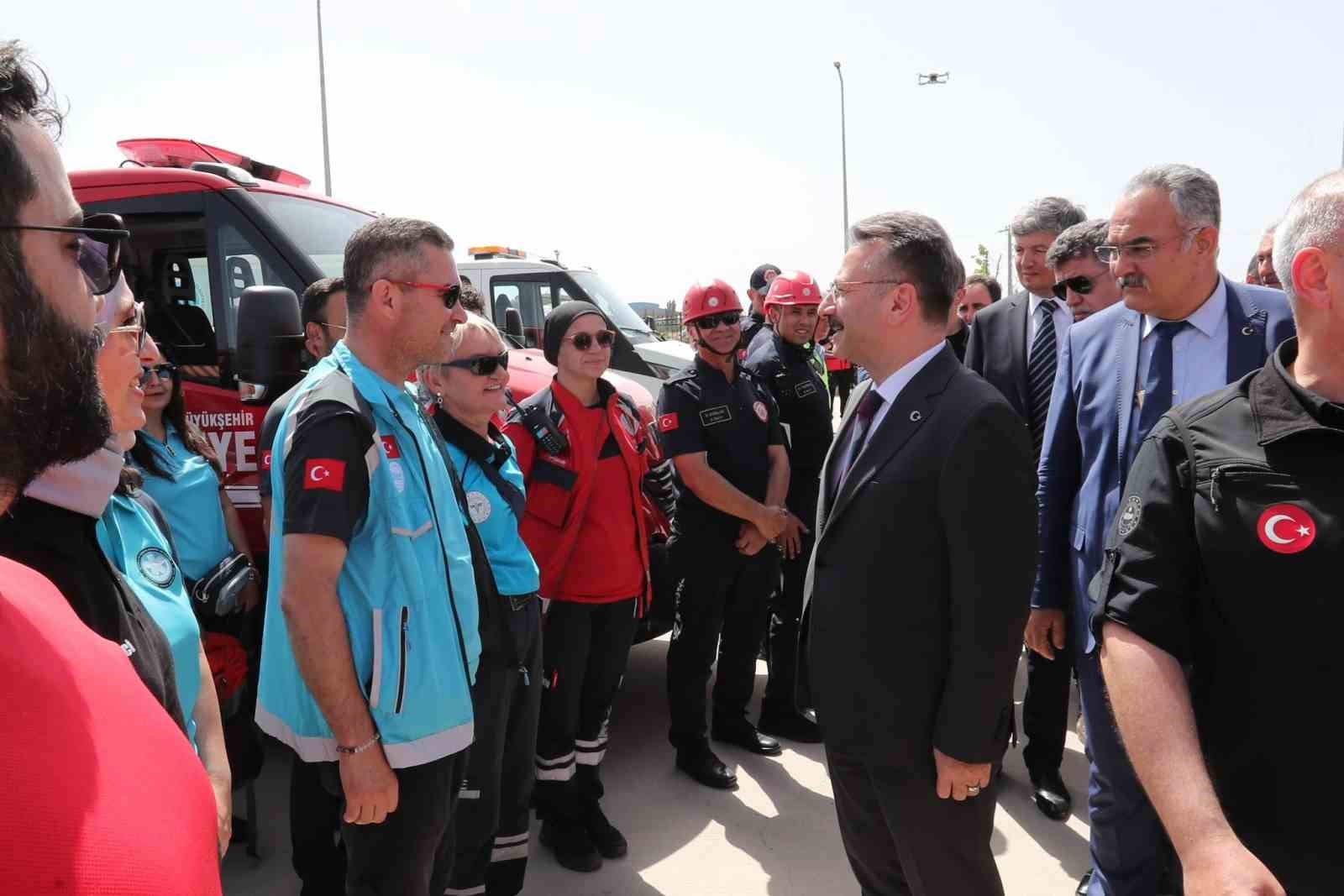 Saha Uzantılı Masa Başı Deprem Tatbikatı, Vali Aksoy’un başkanlığında gerçekleştirildi
