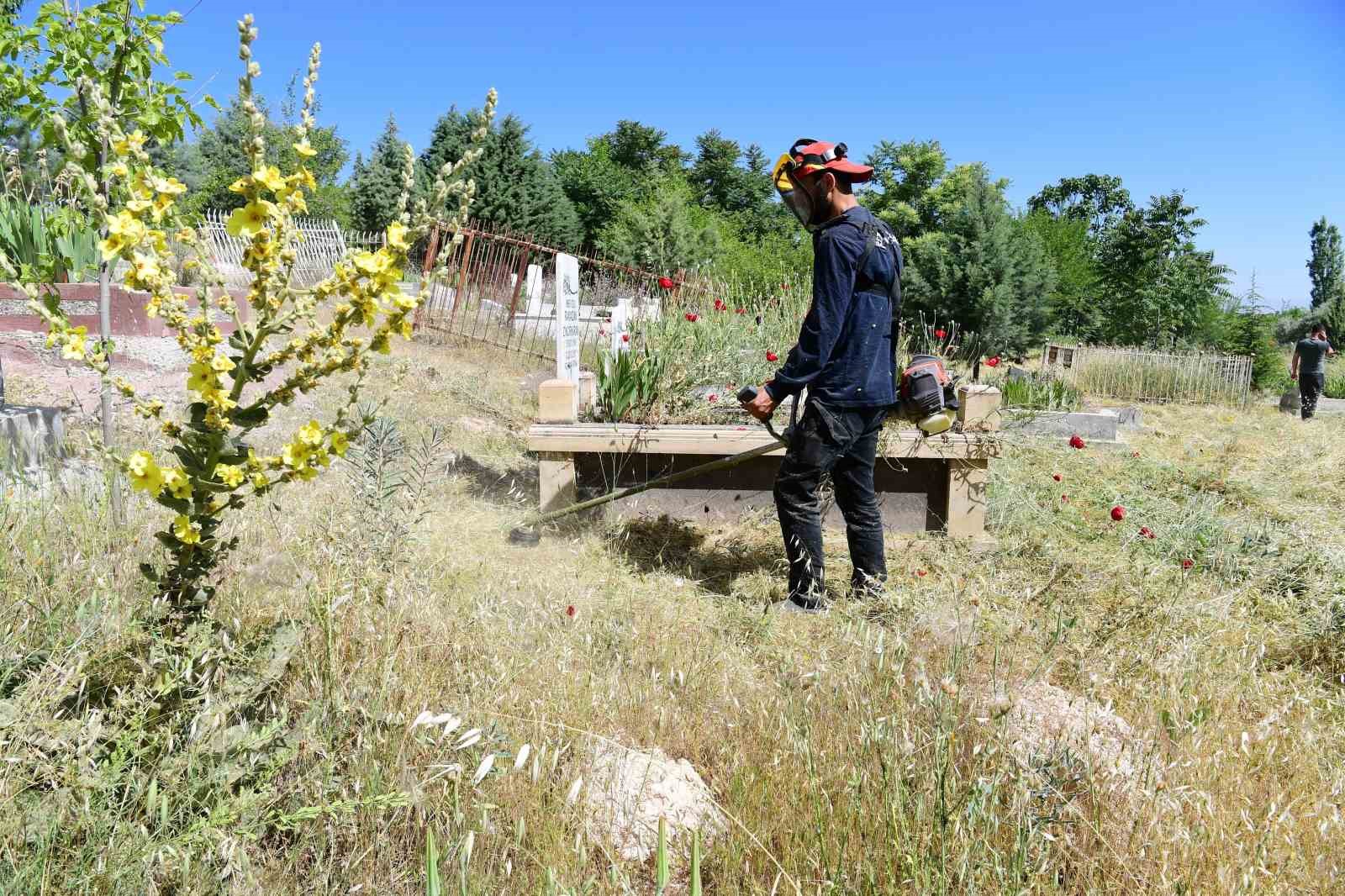 Yeşilyurt Belediyesi Bayrama hazır
