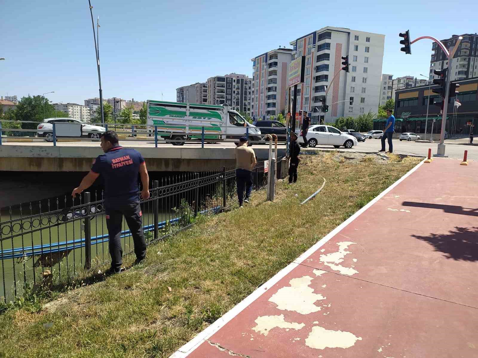 Sulama kanalında kaybolan çobanı arama çalışmaları 7. gününde
