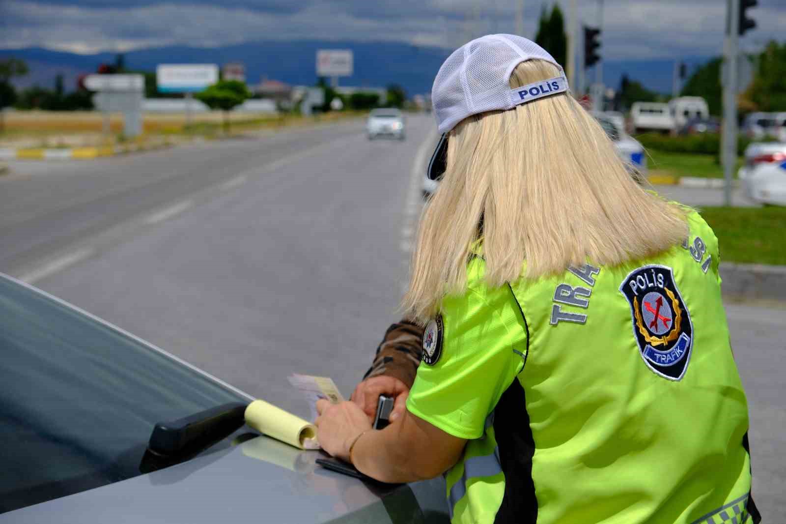 Bayram öncesi trafik denetimleri artırıldı
