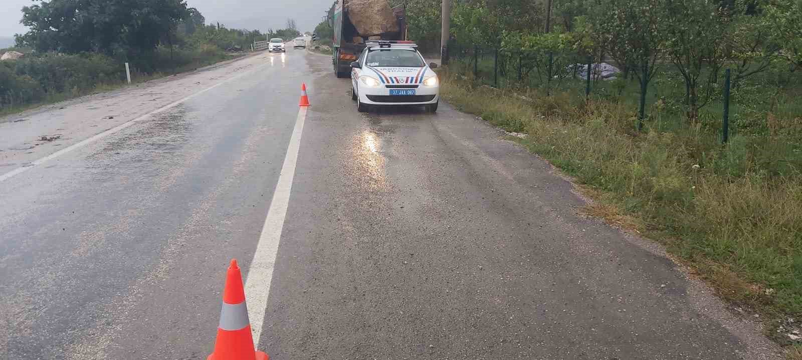 D100 Kastamonu geçişinde kamyon, çekici ve tankerlerin geçişine izin verilmeyecek
