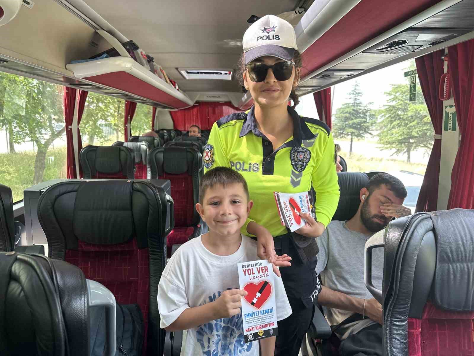 Yaklaşan bayram öncesi tedbirler arttı, otobüsler teker teker durduruldu
