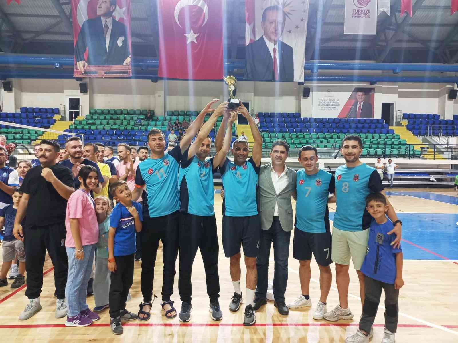 Kütahya’da kurumlar arası voleybol turnuvası
