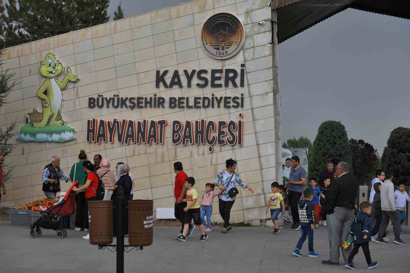 Büyükşehir Hayvanat Bahçesi, Kurban Bayramı’nda ücretsiz
