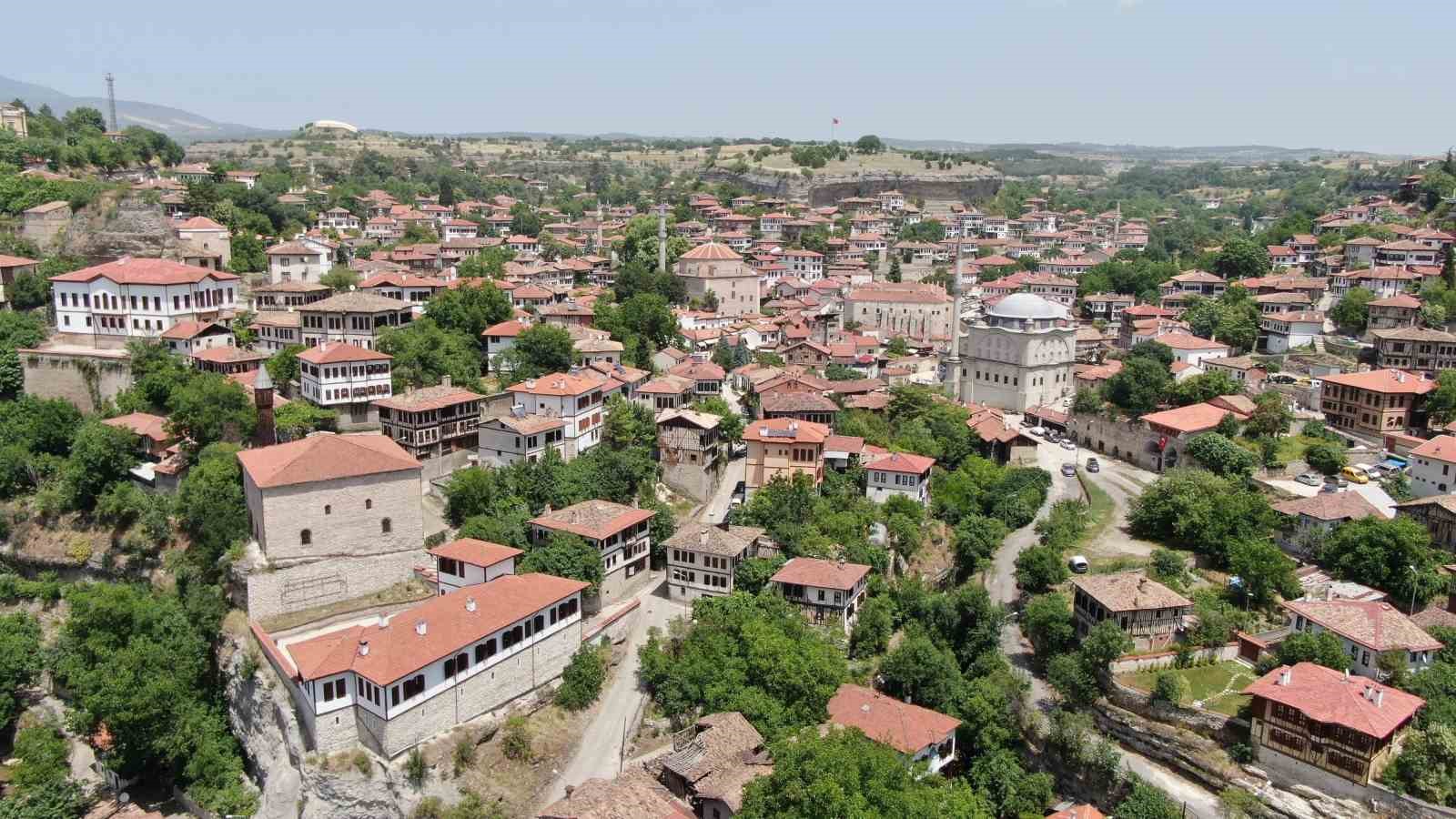 9 günlük tatil UNESCO kenti Safranbolu’da doluluğu artırdı
