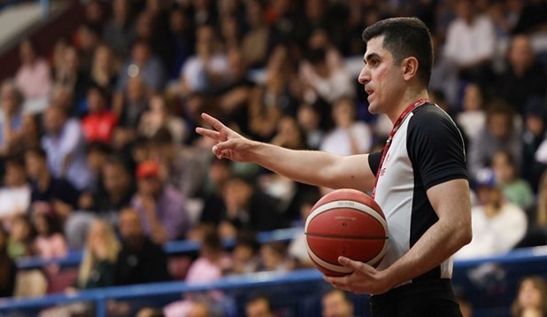 Buğra Çağatay Savaş, B klasman basketbol hakemliğine yükseldi
