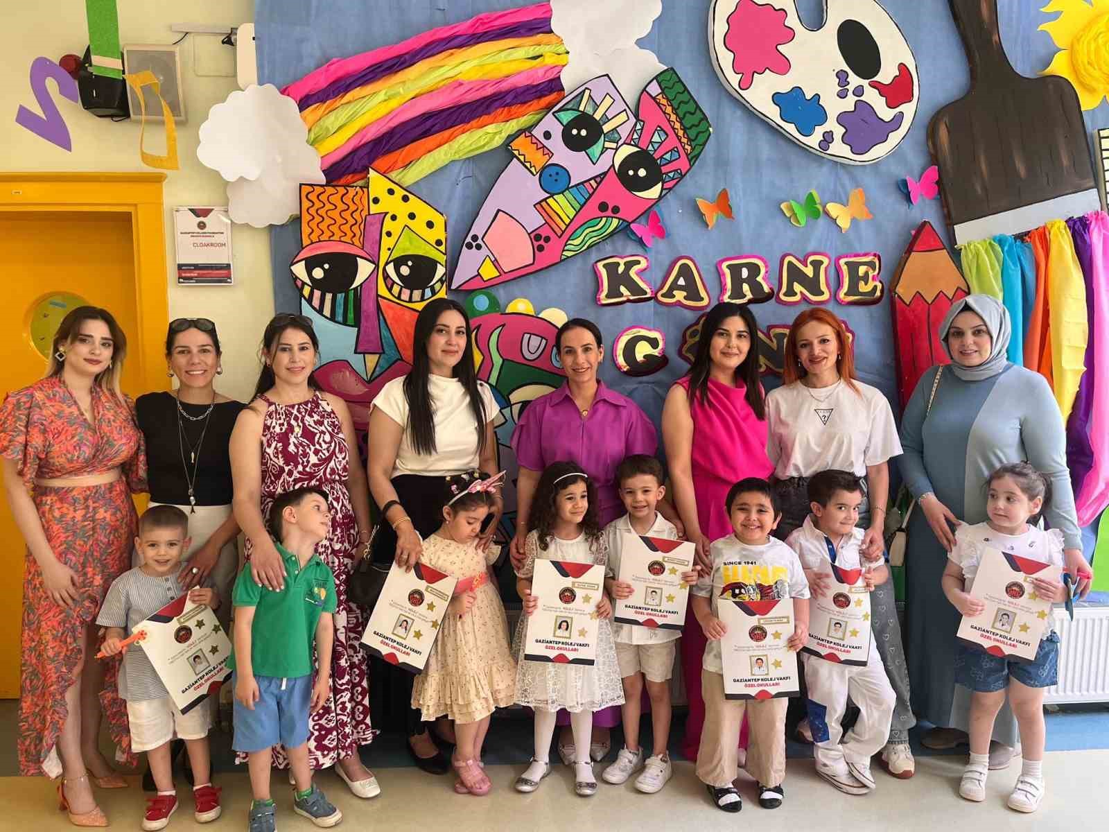 Gaziantep Kolej Vakfı’nda karne coşkusu
