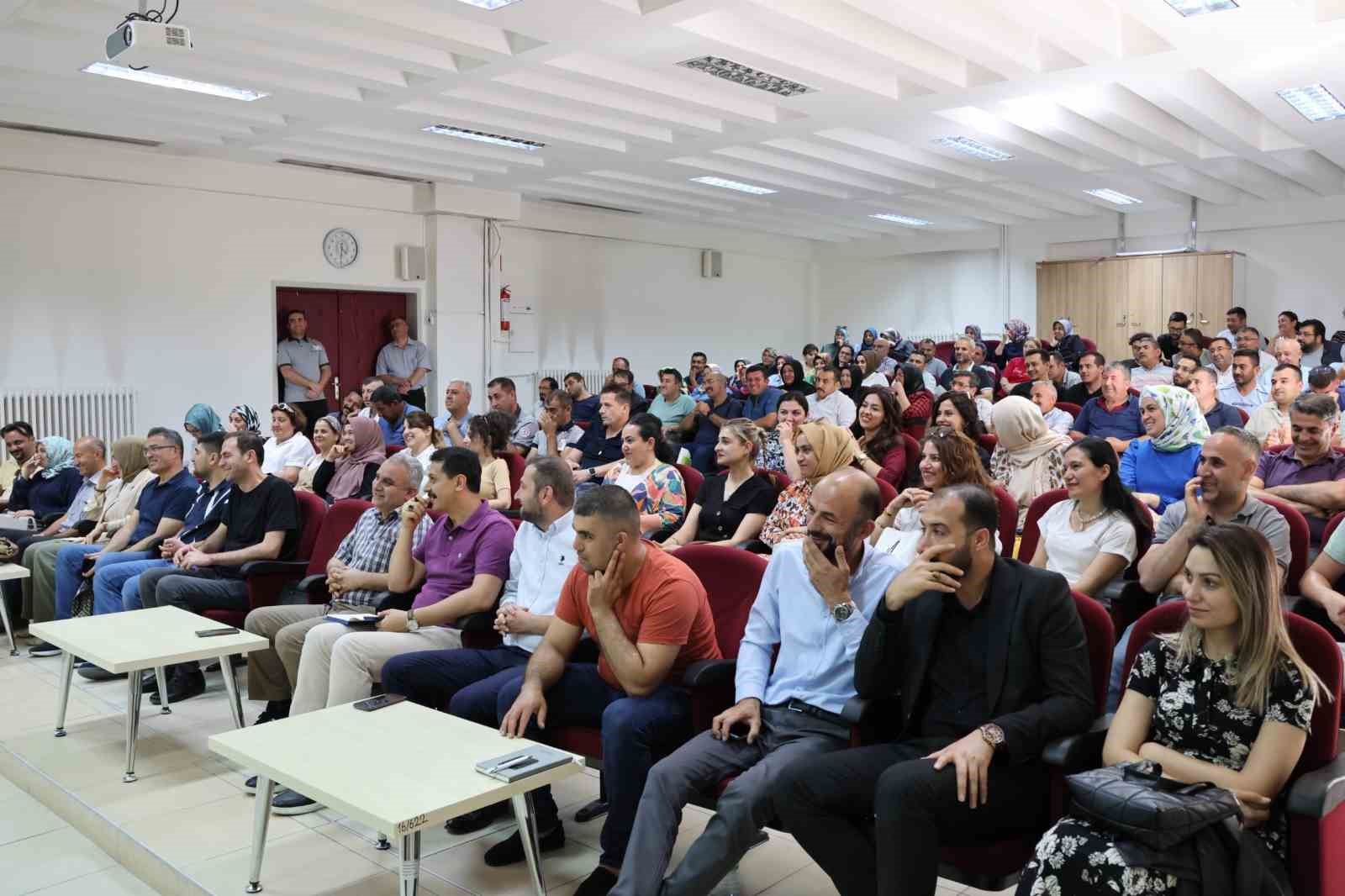 Kayseri’de sağlık çalışanları motive ediliyor
