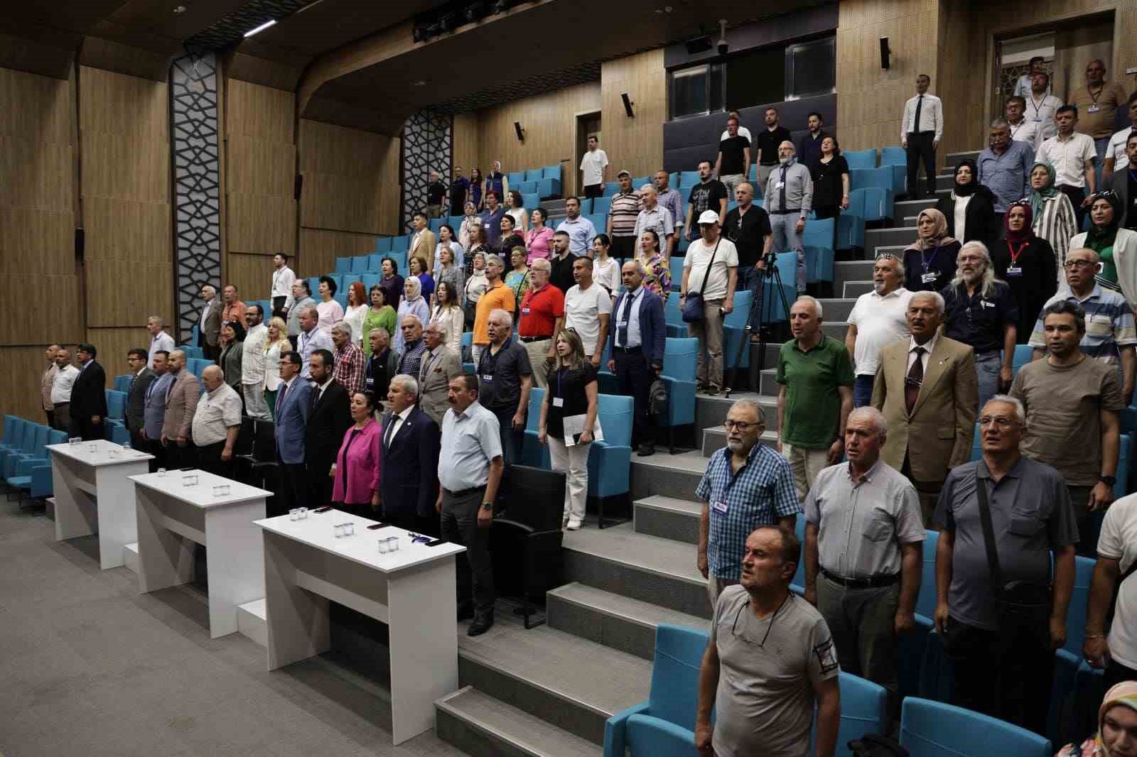 Kütahya’da Kent Konseyi Başkanı Bülent Cebeci oldu
