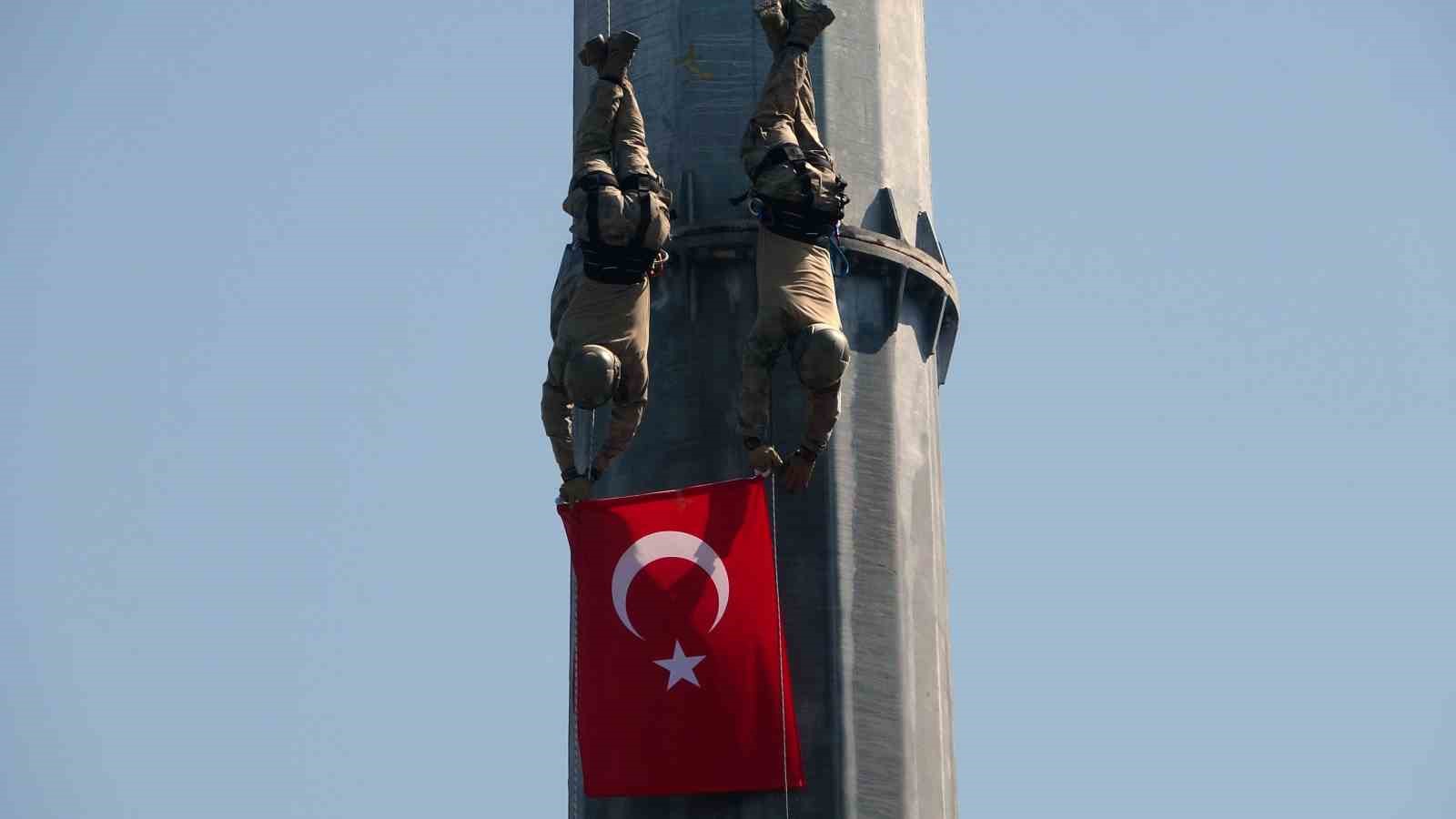 Giresun’da Jandarmadan nefes kesen gösteri
