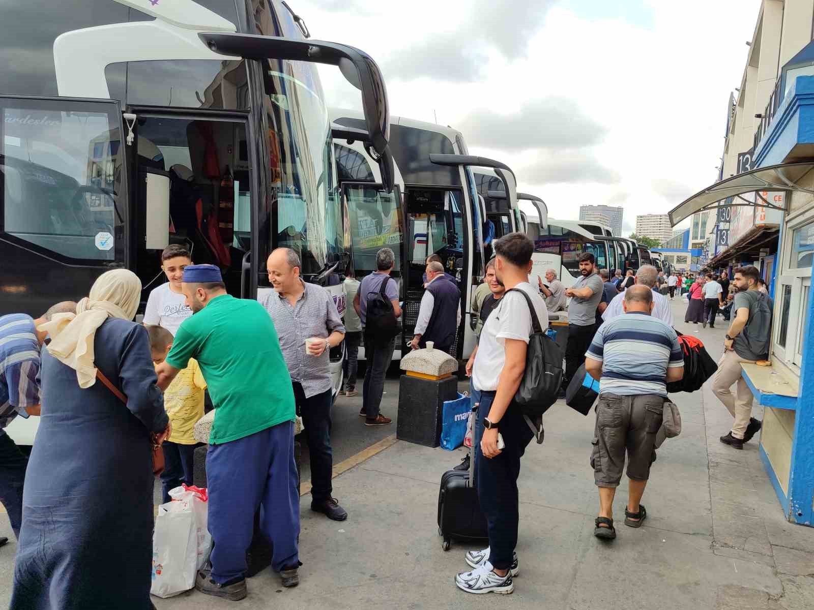 15 Temmuz Demokrasi Otogarı’nda bayram yoğunluğu
