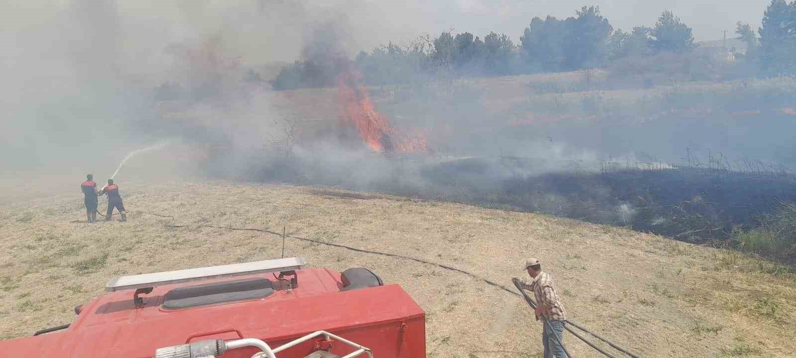 Burdur’da gün içinde çıkan yangınlarda 700 dekar alan ve 1 ev ile odunluk yandı
