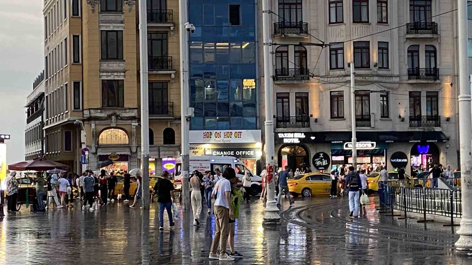 İstanbul’da yağmur etkili oldu
