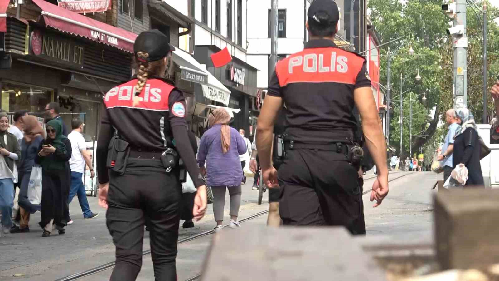 Bursa’da bayram öncesi polis kuş uçurtmadı
