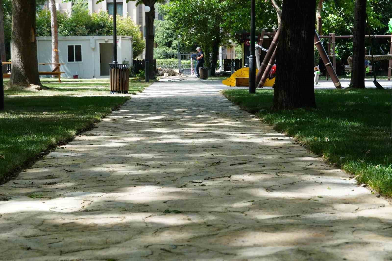 Kent park yenilenen yüzü ile hizmete açıldı
