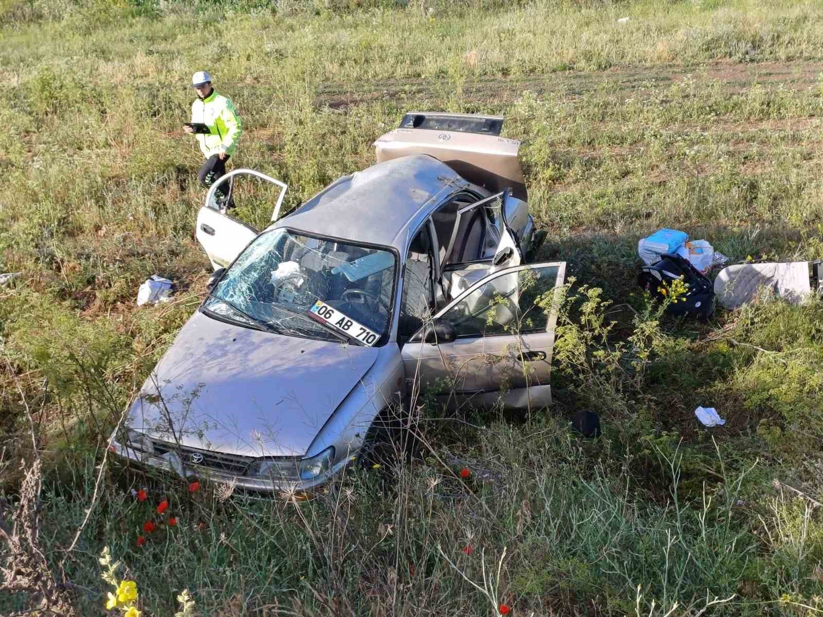 Kontrolden çıkan otomobil tarlaya uçtu: 3’ü çocuk 7 yaralı
