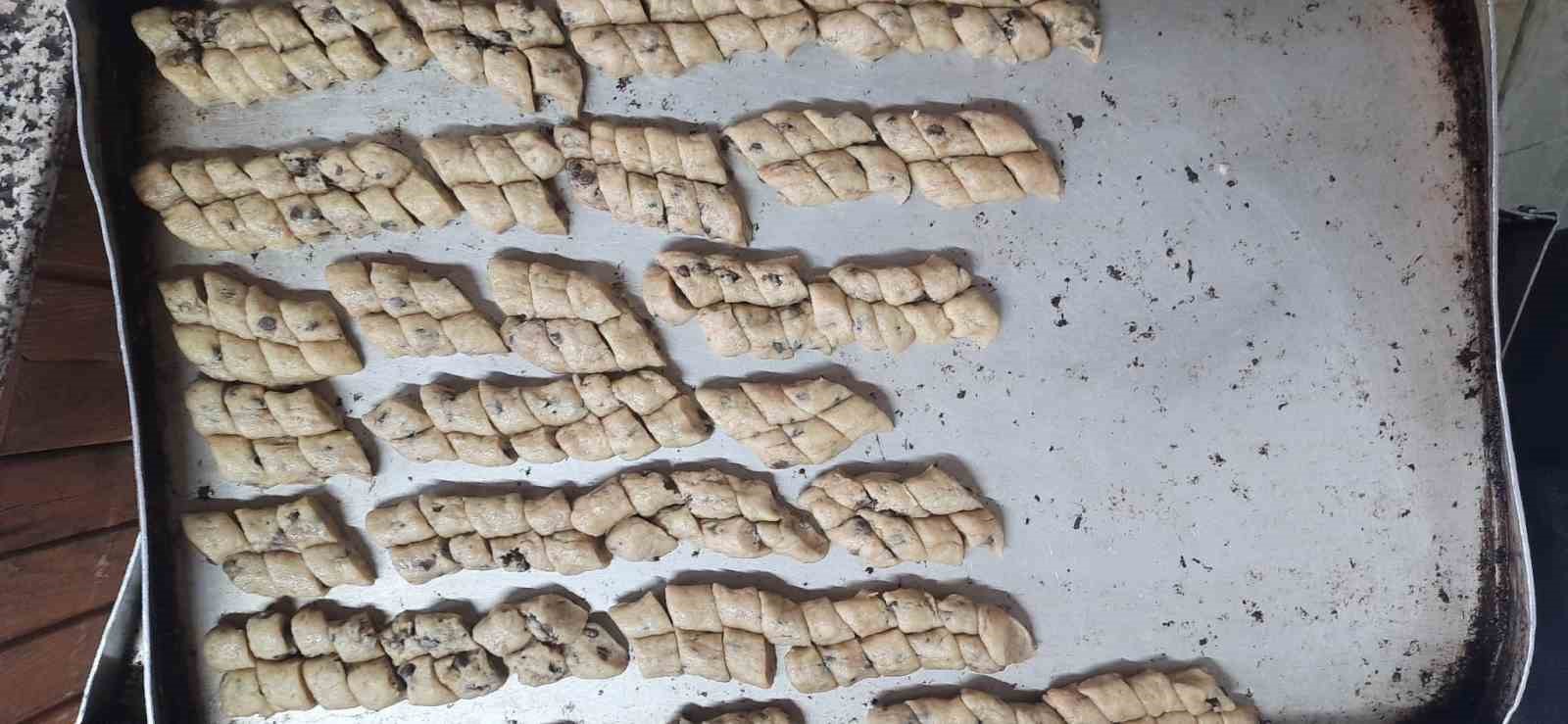 Beypazarı’nın eşsiz lezzetleri 80 katlı baklava ve kurusuna yoğun ilgi
