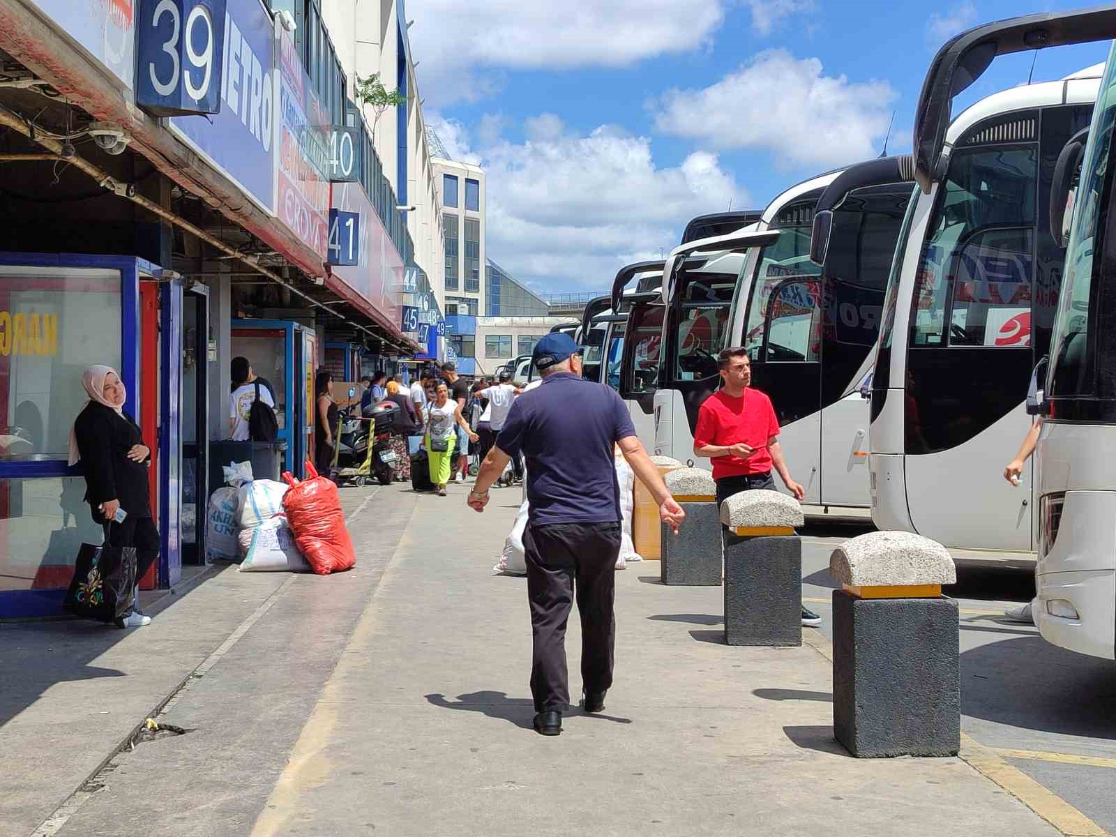 15 Temmuz Demokrasi Otogarı’nda bayram öncesi yoğunluk yaşandı
