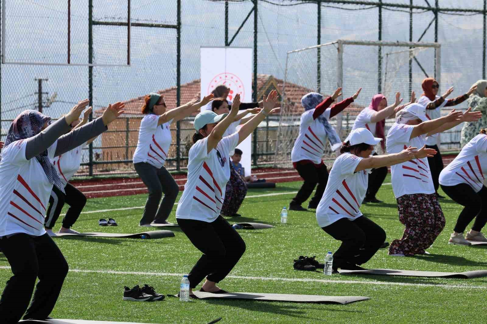 Manisa’da kadınlara yönelik spor etkinlikleri büyük ilgi gördü
